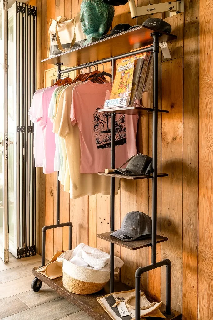 Vanilla Styles, photo 2 of 3